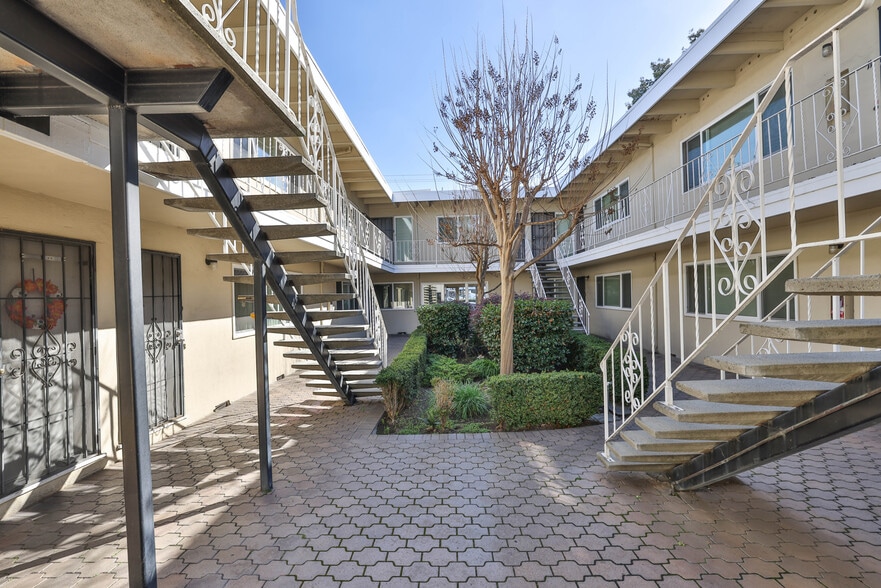 More Photos Of 2705 Homestead Rd, Santa Clara Apartments For Sale