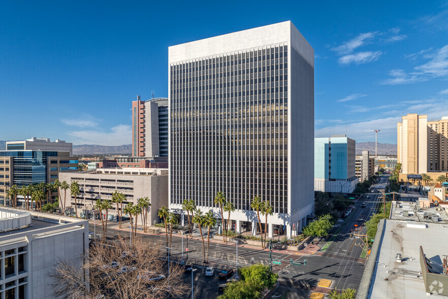 Primary Photo Of 300 S 4th St, Las Vegas Coworking Space