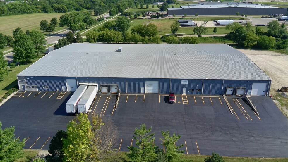 More Photos Of 3920 Kennedy Rd, Janesville Warehouse For Lease