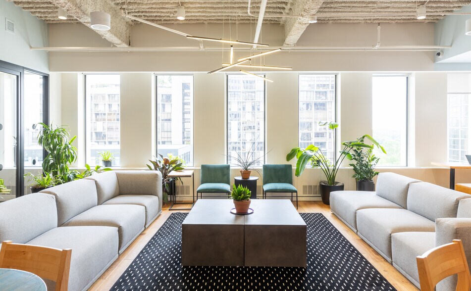More Photos Of 1175 Peachtree St NE, Atlanta Office For Lease
