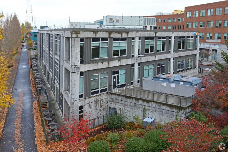 More Photos Of 651 N 34th St, Seattle Office For Lease