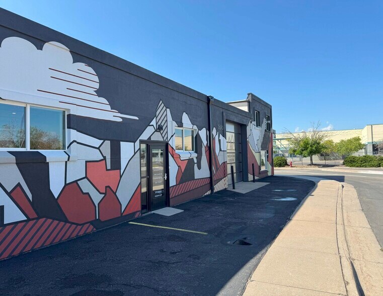 Primary Photo Of 3600 S Jason St, Englewood Warehouse For Sale
