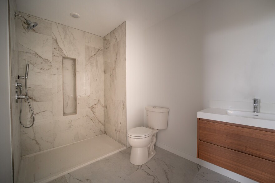 More Photos Of 13 Warwick St, Somerville Apartments For Sale