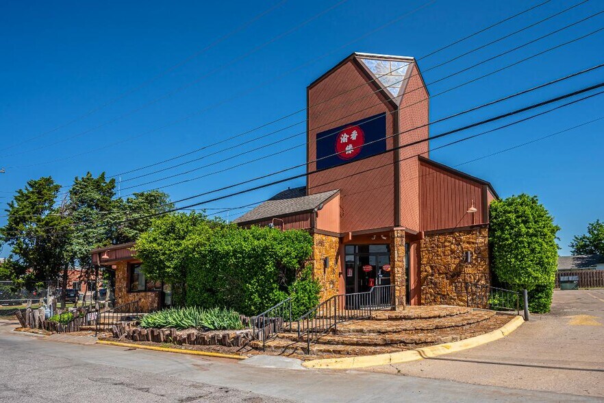 More Photos Of 4601 SE 29th St, Oklahoma City Restaurant For Sale