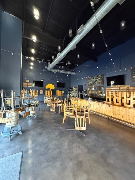 More Photos Of 930 FM 1960 Rd, Houston Freestanding For Lease