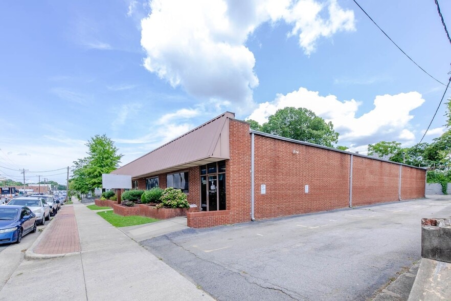More Photos Of 514 N Mangum St, Durham Specialty For Sale