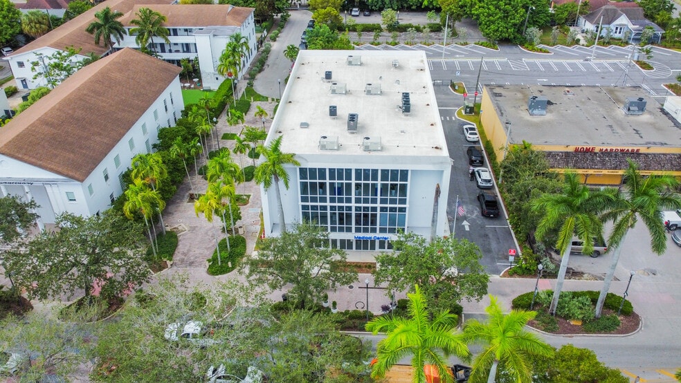 More Photos Of 304 N Krome Ave, Homestead Medical For Lease