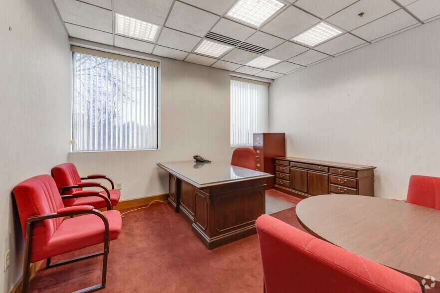 More Photos Of 201 Brandon St, Auburn Warehouse For Lease