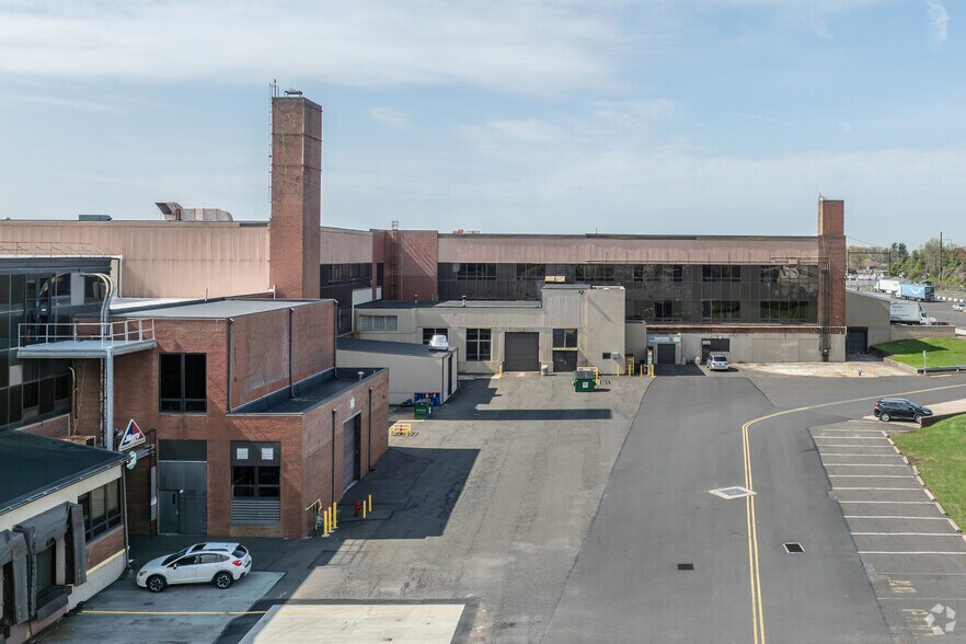 More Photos Of 50 Cardinal Ln, Warminster Township Warehouse For Lease