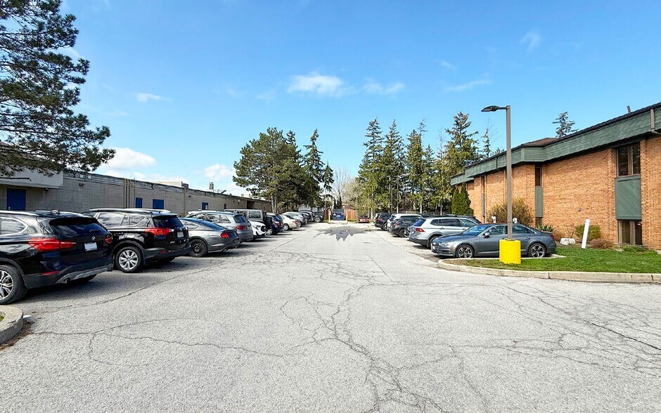 More Photos Of 589 Lake St, St Catharines Medical For Lease