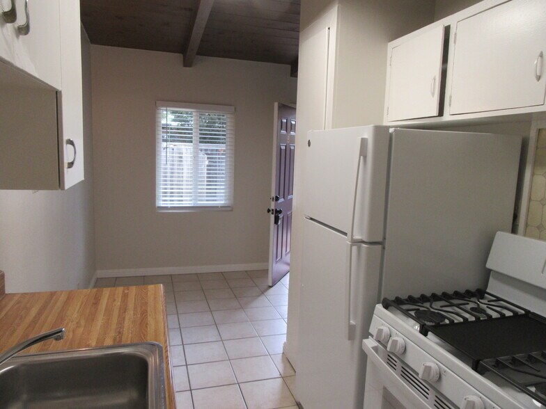 More Photos Of 310 Gladys Ave, Mountain View Apartments For Sale