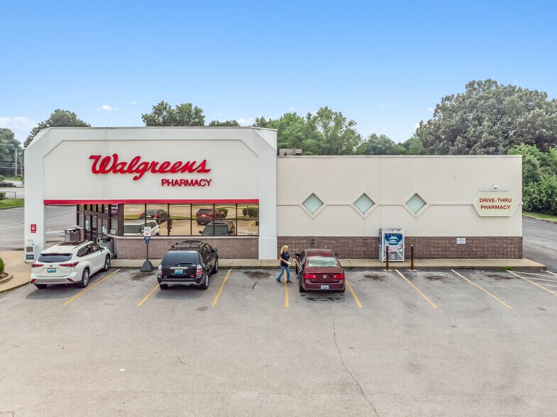 More Photos Of 205 W G L Smith St, Morgantown Drugstore For Sale