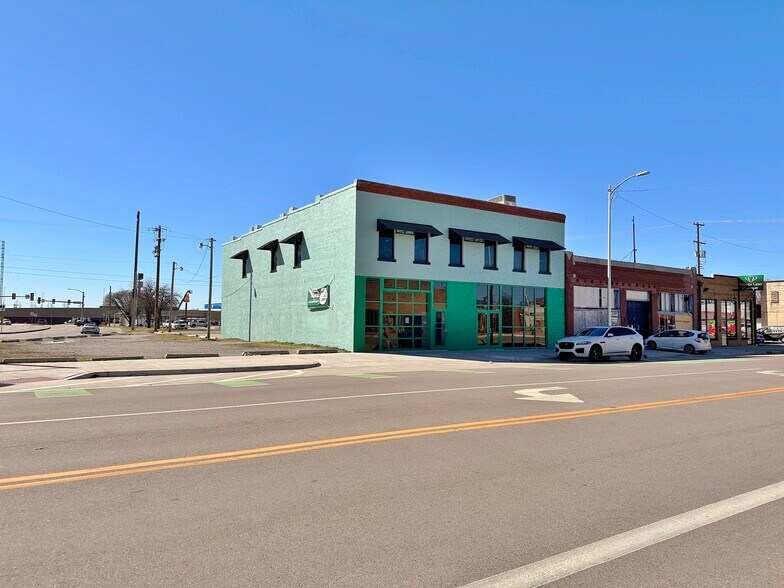 More Photos Of 1008 W Main St, Oklahoma City Office For Lease