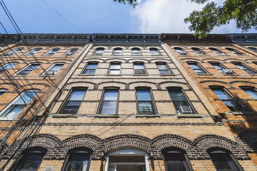 More Photos Of 439 Bleecker St, Brooklyn Multifamily For Sale