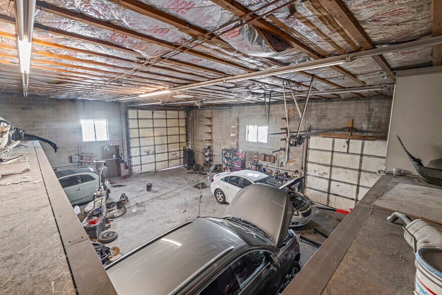 More Photos Of 424 S Redwood Rd, Salt Lake City General Retail For Sale