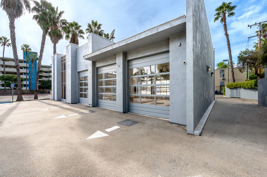 More Photos Of 1520 W Coast Hwy, Newport Beach Auto Dealership For Sale