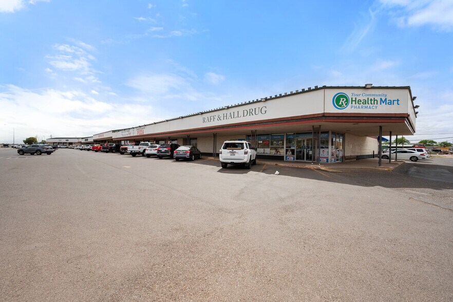 More Photos Of 3400 Blk Of Ave H, Lubbock Unknown For Lease