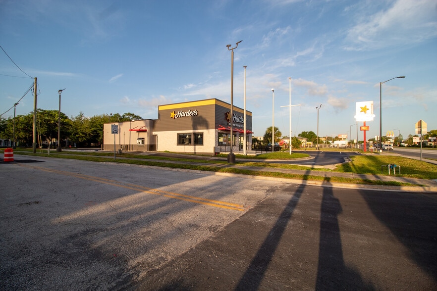 More Photos Of 504 W Vine St, Kissimmee Restaurant For Sale