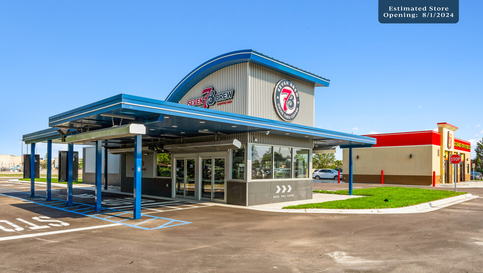 Primary Photo Of 5510 Harvey St, Muskegon Fast Food For Sale