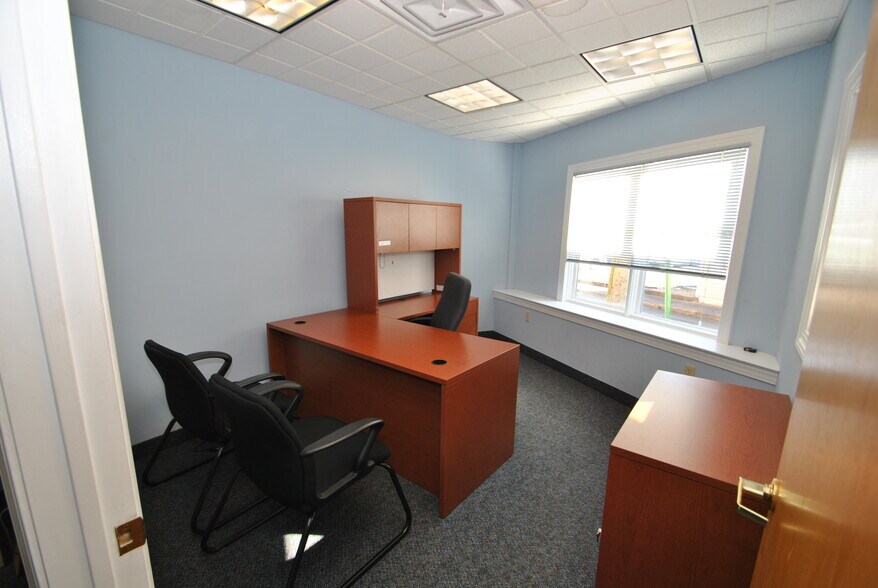 More Photos Of 201 Main St, Toms River Office For Lease