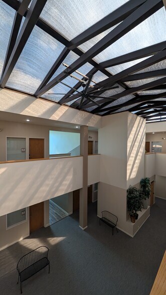 More Photos Of 20055 SW Pacific Hwy, Sherwood Office For Lease