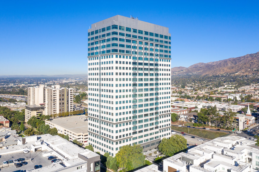 Primary Photo Of 655 N Central Ave, Glendale Coworking Space