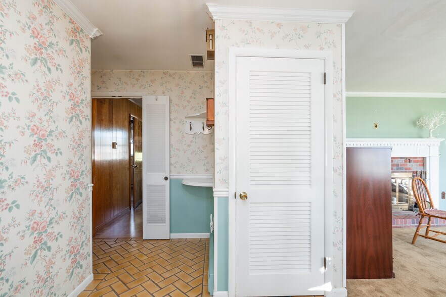 More Photos Of 19 Middle Rd, Hammonton Specialty For Sale