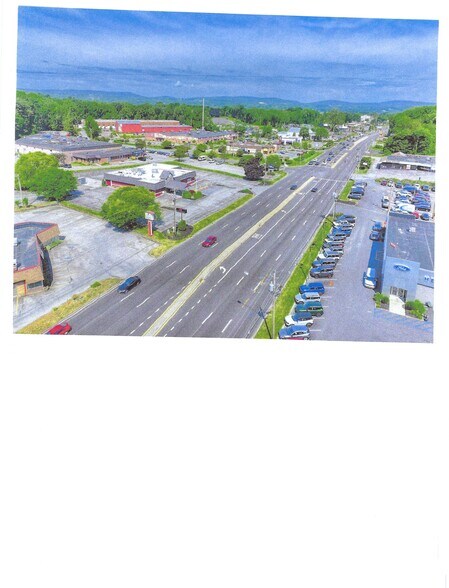 More Photos Of 2255 South Rd, Poughkeepsie Restaurant For Sale