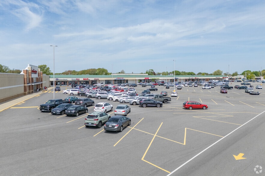 More Photos Of 181 Mariano Bishop Blvd, Fall River Unknown For Lease