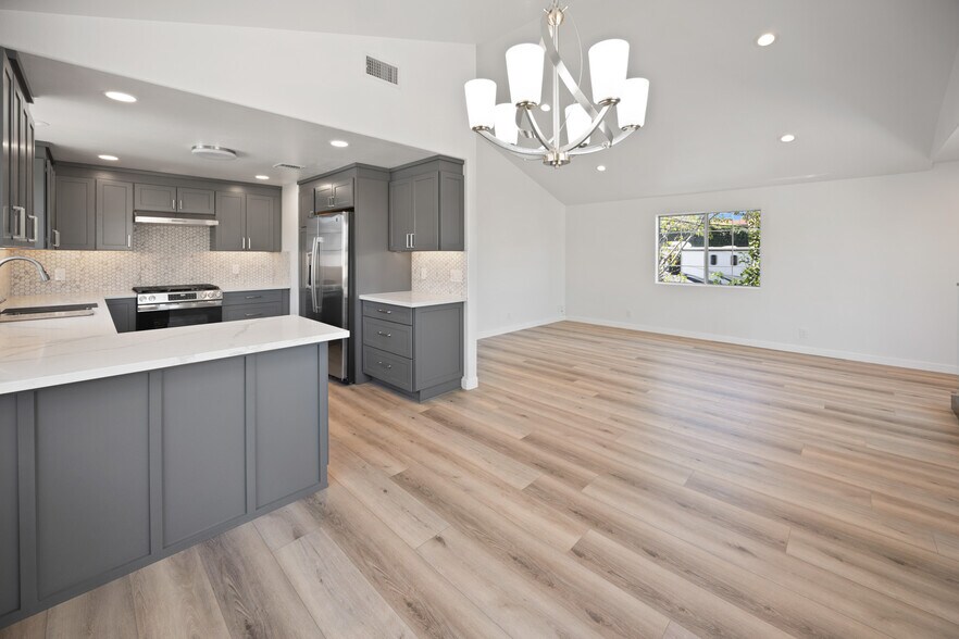 More Photos Of 422 Parkman Ave, Los Angeles Apartments For Sale