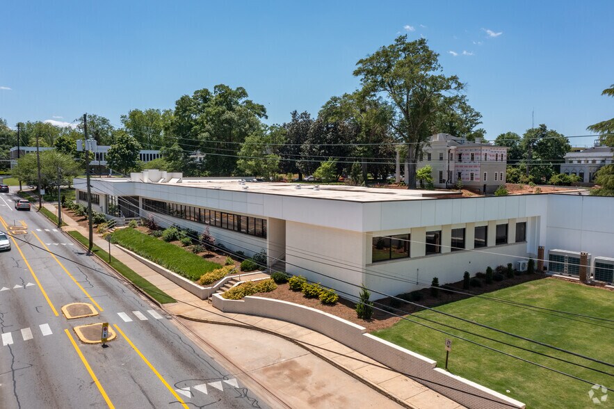 More Photos Of 1010 Prince Ave, Athens Unknown For Sale