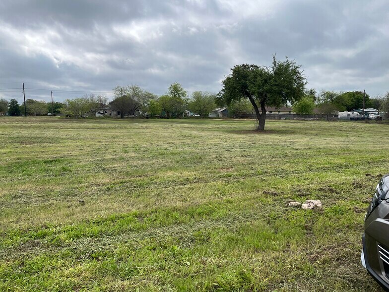 More Photos Of 1521 A St. A Street, Floresville Land For Sale
