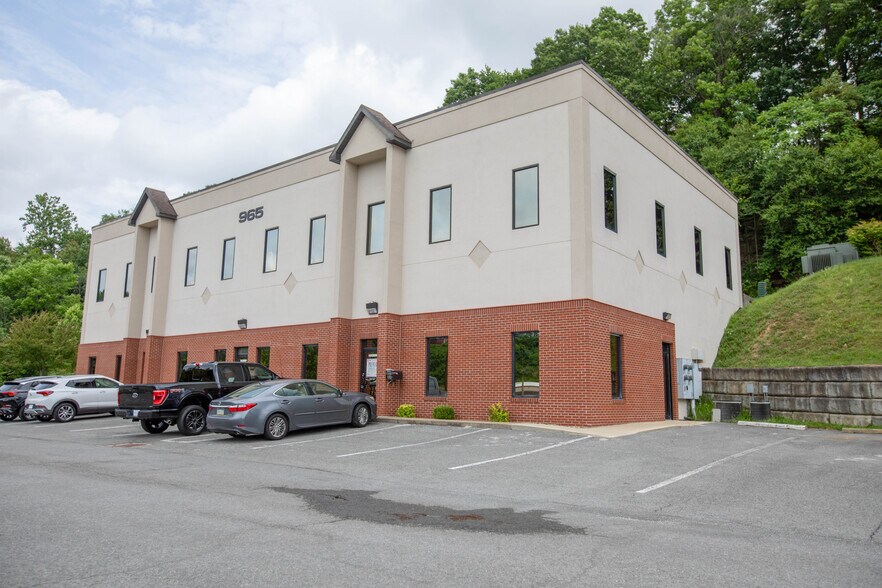 More Photos Of 965 Hartman Run Rd, Morgantown Unknown For Lease