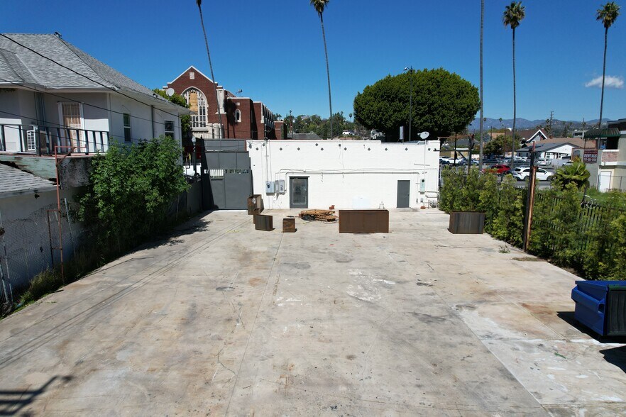 More Photos Of 5320 N Figueroa St, Los Angeles Storefront For Lease