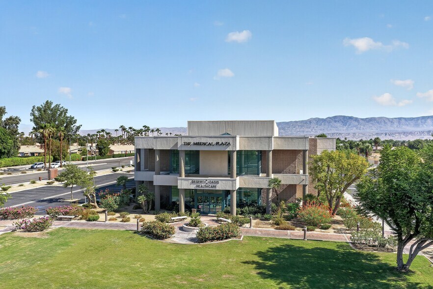 More Photos Of 41120 Washington St, Bermuda Dunes Medical For Lease