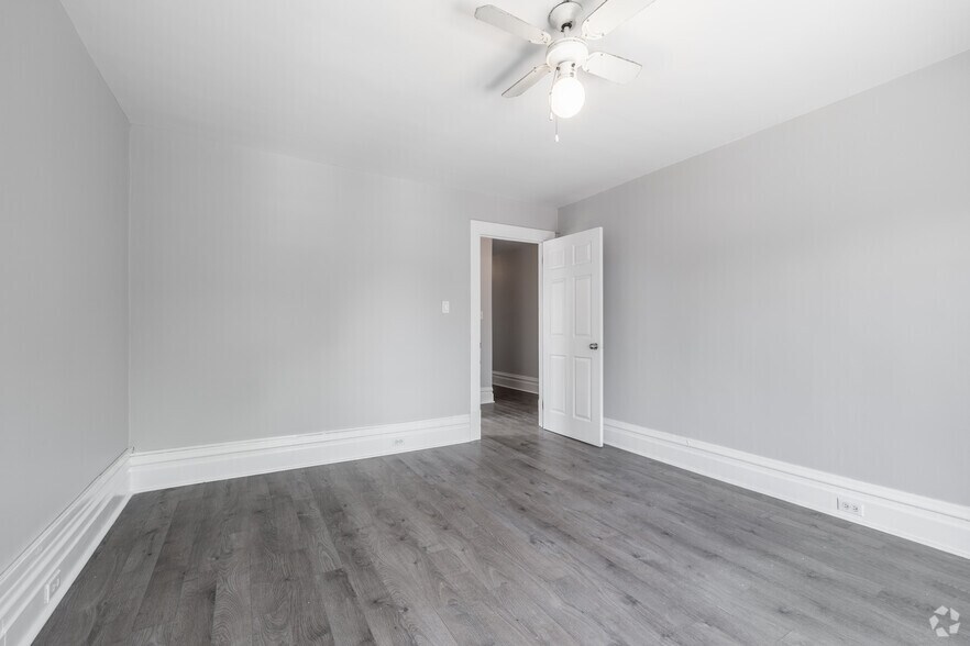 More Photos Of 46 Carlyle Ave, Ottawa Apartments For Sale