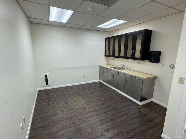 More Photos Of 10550-10556 Riverside Dr, Toluca Lake Storefront Retail Office For Lease