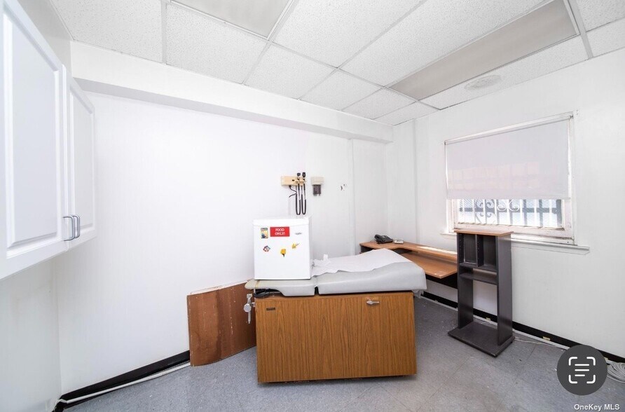 More Photos Of 8708 Justice Ave, Elmhurst Apartments For Sale