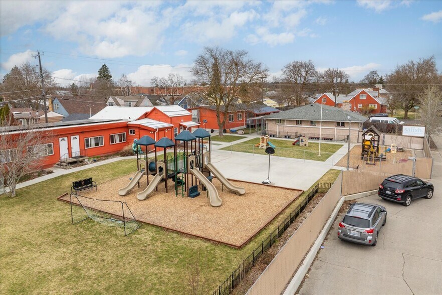 More Photos Of 4125 N Maple St, Spokane Schools For Sale