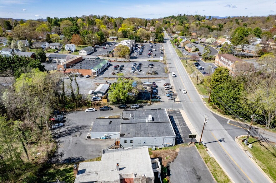 More Photos Of 2501 N Augusta St, Staunton General Retail For Sale