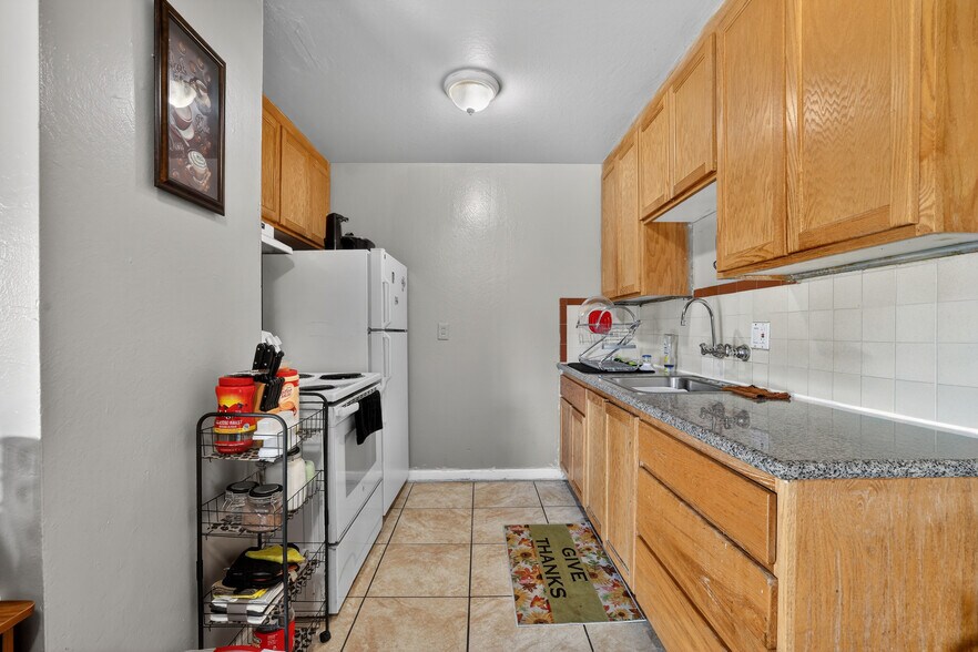 More Photos Of , Sacramento Multifamily For Sale