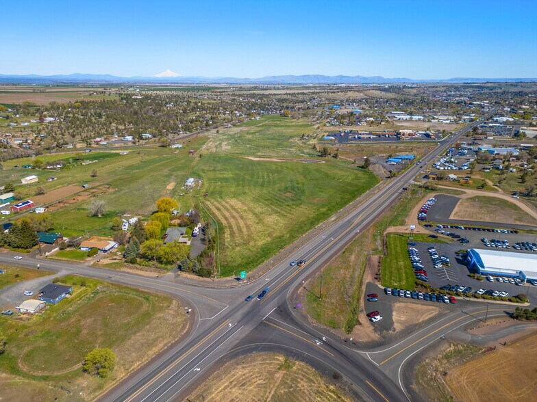 More Photos Of 1810 SW Highway 97, Madras Auto Dealership For Sale