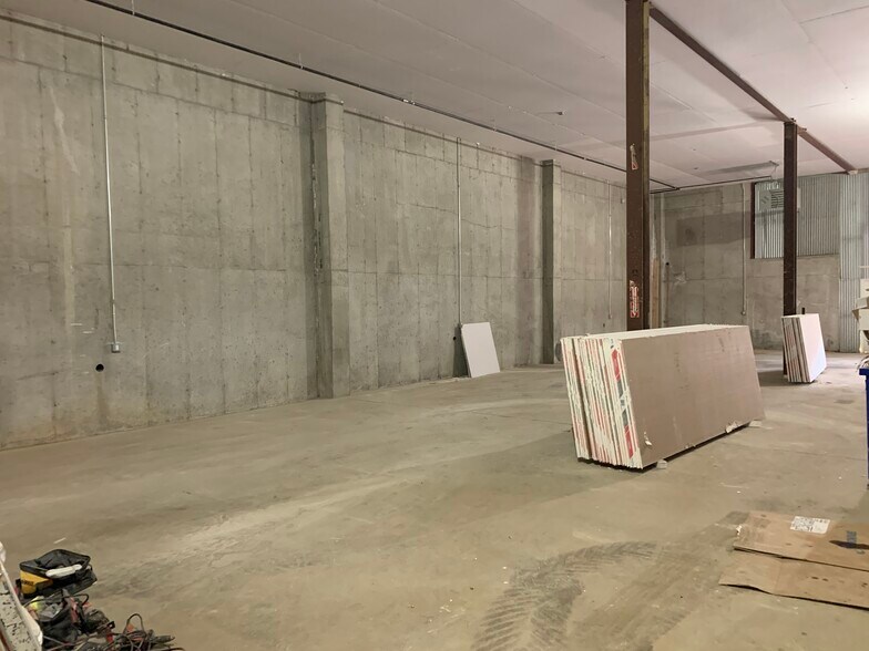 More Photos Of 1565 Monroe Turnpike, Monroe Light Manufacturing For Lease