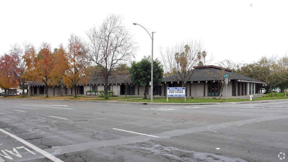 More Photos Of 860 E Remington Dr, Sunnyvale Medical For Lease