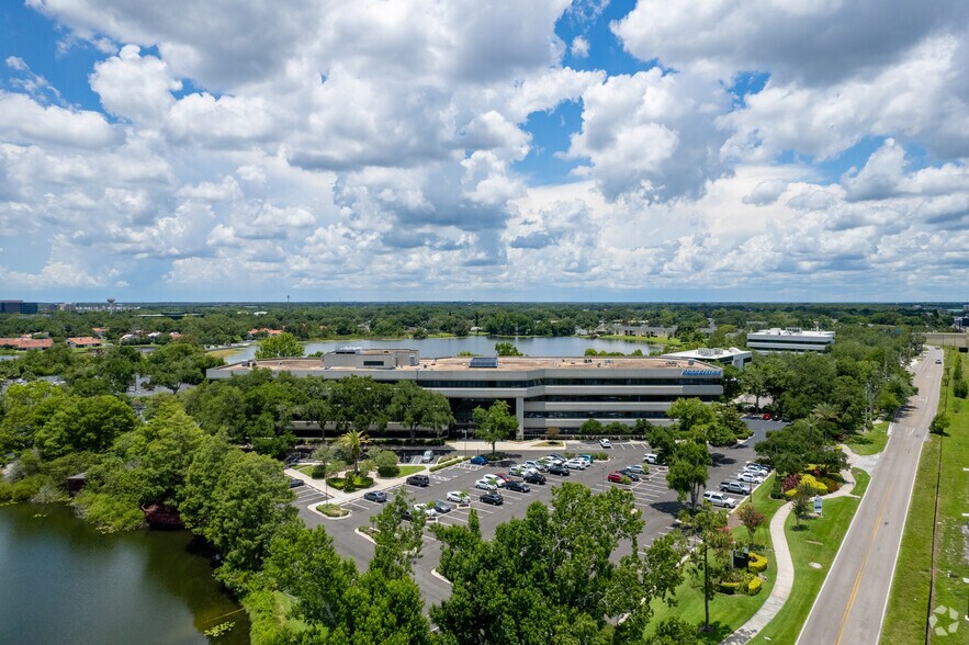 More Photos Of 901 N Lake Destiny Dr, Maitland Office For Lease