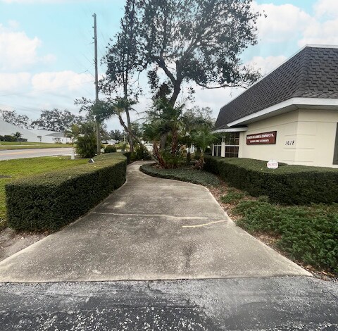 More Photos Of 1618 S Highland Ave, Clearwater Office For Sale
