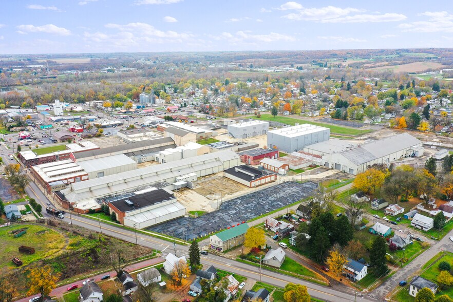 More Photos Of 105 N Sandusky St, Mount Vernon Unknown For Lease