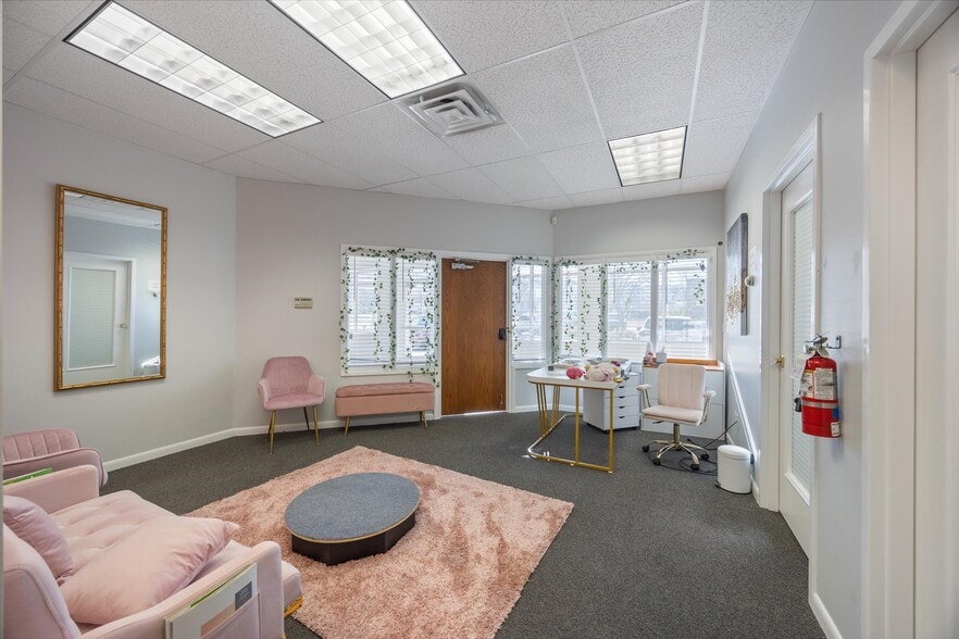 More Photos Of 750 S Main St, Bountiful Loft Creative Space For Lease