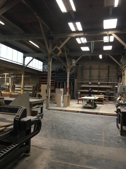 More Photos Of 970 New Brunswick Ave, Rahway Warehouse For Lease