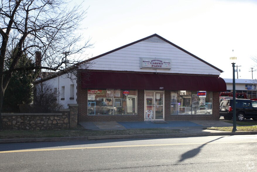 More Photos Of 327 N Royal Ave, Front Royal Freestanding For Sale